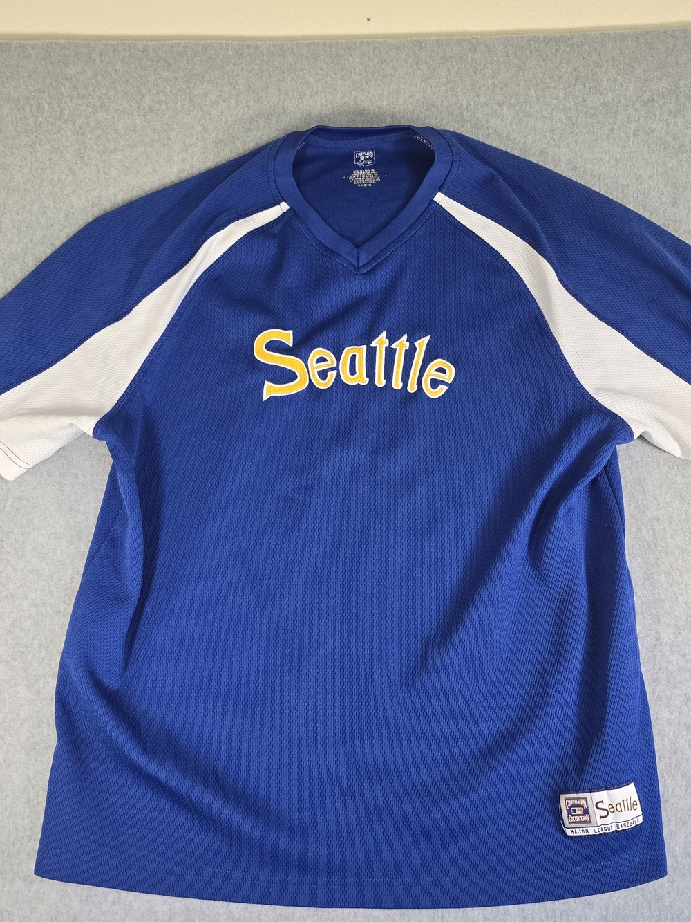 Seattle Mariners Cooperstown Collection Men’s XL Blue Mesh Throwback Jersey 2010